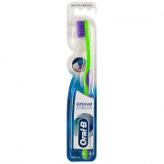 Зубная щетка Oral-B Бережная забота, extra soft