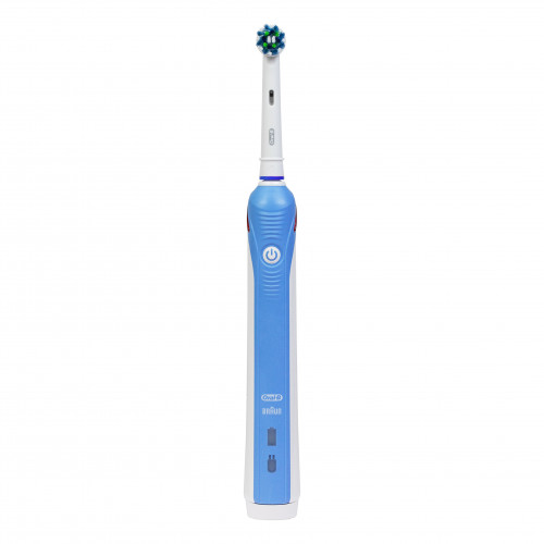 Электрическая зубная щетка Braun Oral-B PRO1000  D20 CrossAction